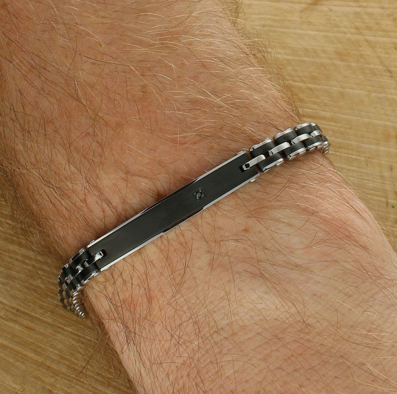 Bransoletka męska Nomination Italy Strong Czarna z pojedynczym czarnym diamentem 028324 030.png